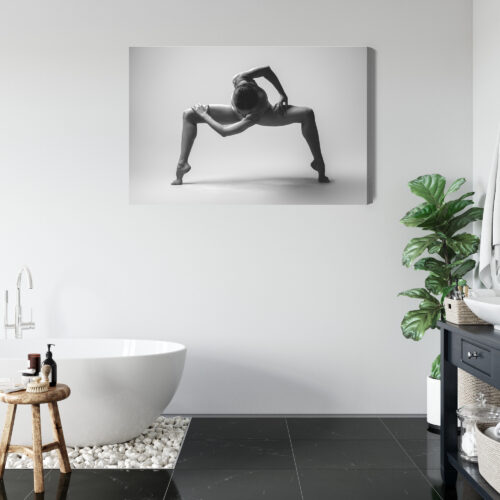 Obraz na płótnie Tancerka w pozie dynamicznej  Premium Canvas - obrazek 5