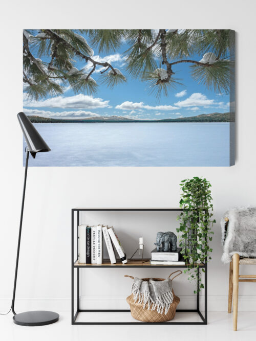 Obraz na płótnie Zimowy krajobraz z jeziorem i sosnami Premium Canvas - obrazek 9