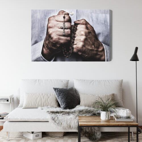 Obraz na płótnie Modlitwa z różańcem Symbol wiary i skupienia  Premium Canvas - obrazek 4
