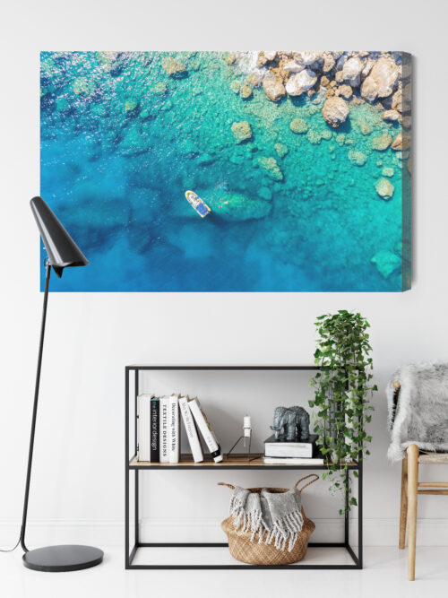 Obraz na płótnie Natura Łódka przy skalistym wybrzeżu Premium Canvas - obrazek 9