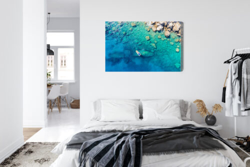 Obraz na płótnie Natura Łódka przy skalistym wybrzeżu Premium Canvas - obrazek 7