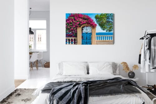 Obraz na płótnie Architektura Brama z widokiem na morze i kwiaty Premium Canvas - obrazek 7