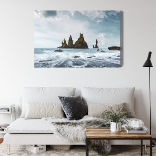 Obraz na płótnie Natura skały w oceanie przy Reynisfjara Premium Canvas - obrazek 4