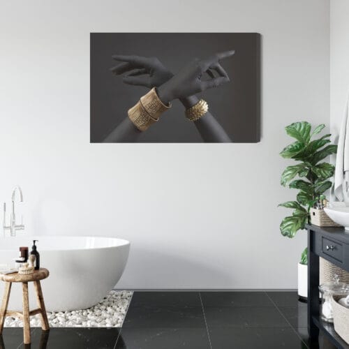 Obraz na płótnie Sztuka Czarne dłonie ze złotymi bransoletami Premium Canvas - obrazek 5