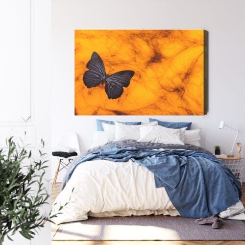 Obraz na płótnie Natura Ciemny motyl na tle bursztynu Premium Canvas - obrazek 3