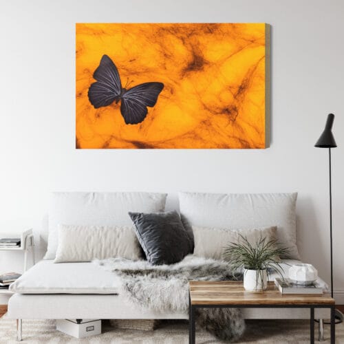 Obraz na płótnie Natura Ciemny motyl na tle bursztynu Premium Canvas - obrazek 4