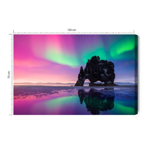 Obraz na płótnie Islandia zorza polarna Hvitserkur  Premium Canvas