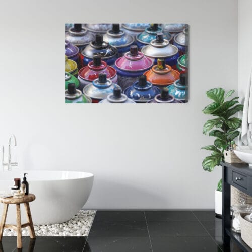 Obraz na płótnie Fotografia Puszki sprayu z bliska Premium Canvas - obrazek 5