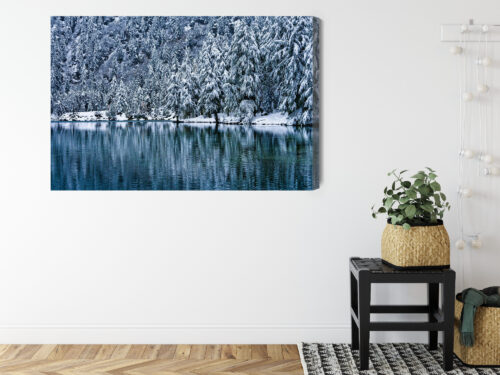 Obraz na płótnie Zima Fotografia Śnieżny las nad jeziorem  Premium Canvas - obrazek 8