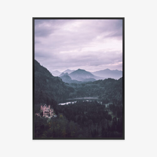 Plakat w ramie Zamek Góry Jezioro Mgła Premium
